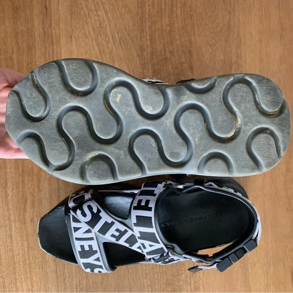 Stella McCartney Black and White Logo Platform Sandals - Picture 6 of 7